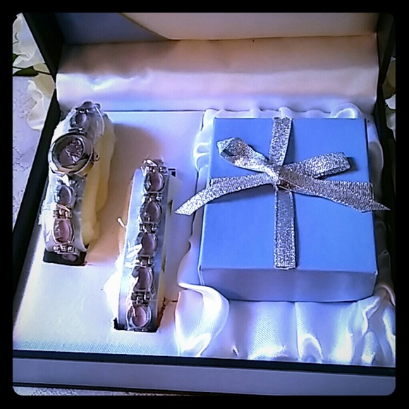 Vintage Accessories Vintage Lilac Cats Eye Watch Set Poshmark